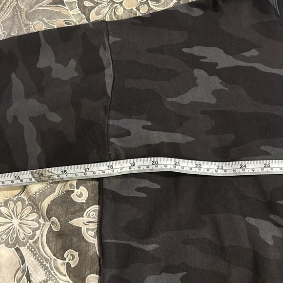 Athleta Studio to Street Printed Sweatshirt Camo - Picture 7 of 10